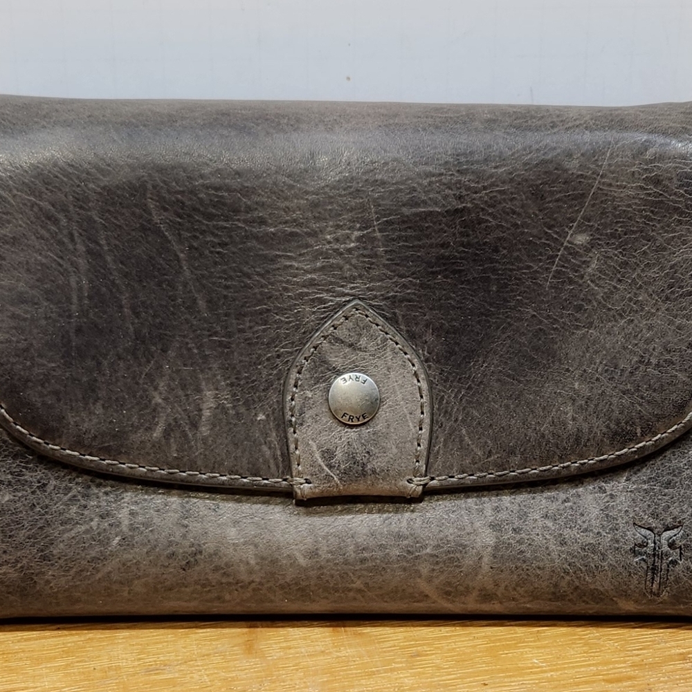 Frye‎ Gray Leather Crossbody Bag